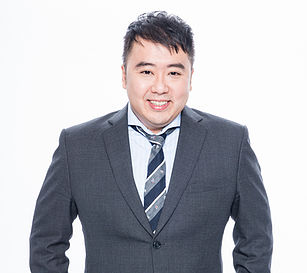 Frank Phuan (1_2 body shot) BKG White.jp